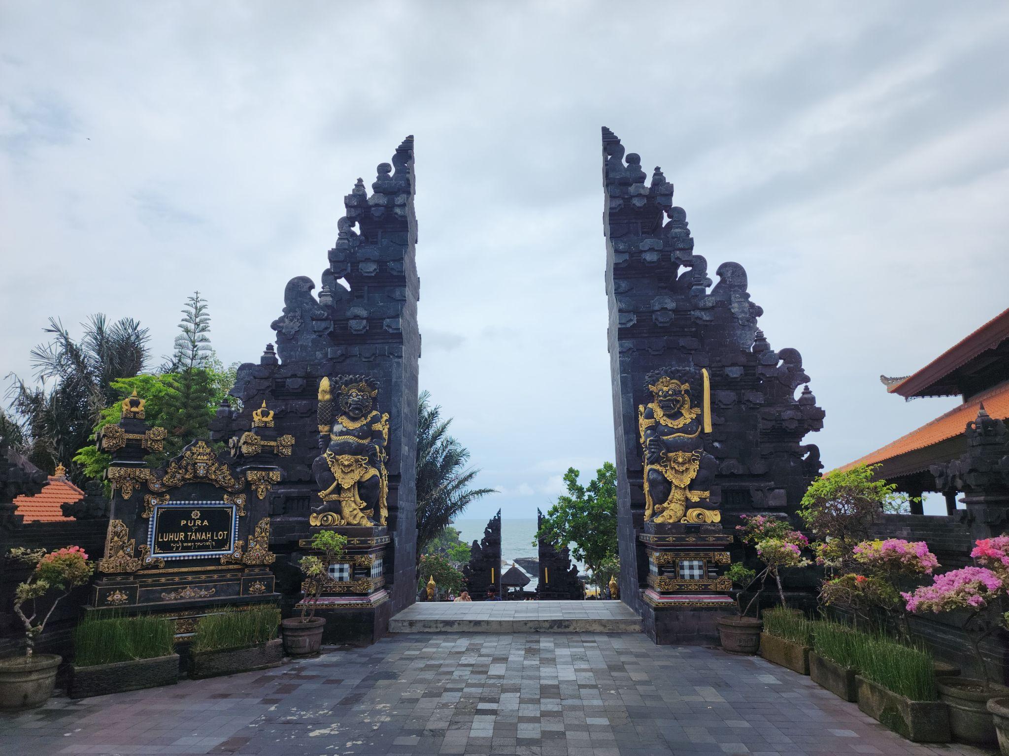 Tanah Lot Temple